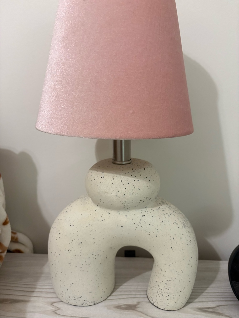 Modern Speckled Ceramic Arch Table Lamp with Pink Shade